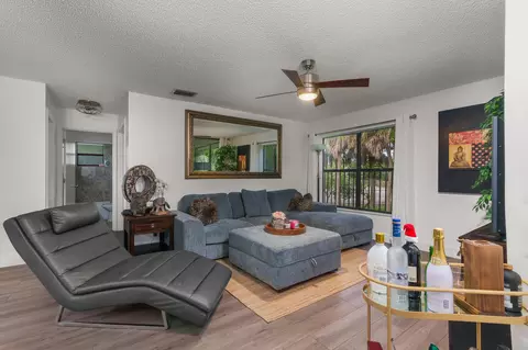 4658 NW 22nd St #4208, Coconut Creek, FL 33063