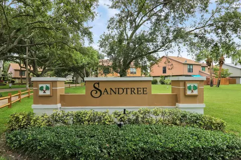 313 Sandtree Dr, Palm Beach Gardens, FL 33403