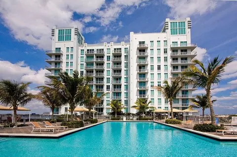 300 S Australian #423, West Palm Beach, FL 33401
