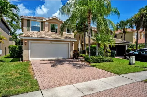 5411 Sunseeker Blvd, Greenacres, FL 33463