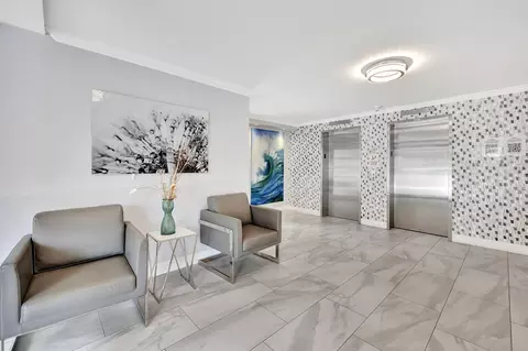 2671 S Course Dr #305, Pompano Beach, FL 33069