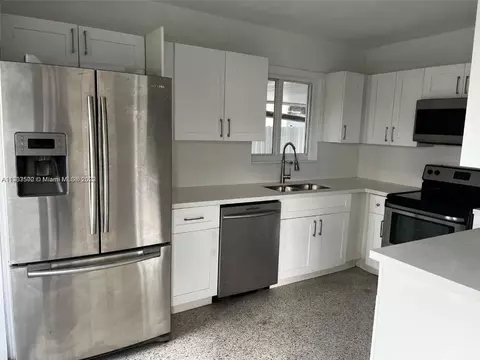 4520 SW 18th St, West Park, FL 33023