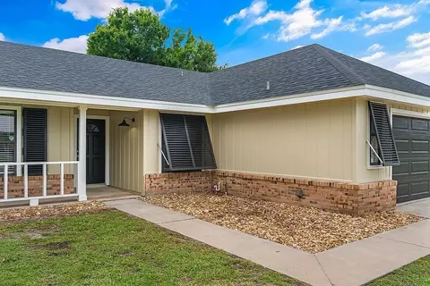 5400 Paleo Pines Cir, Fort Pierce, FL 34951