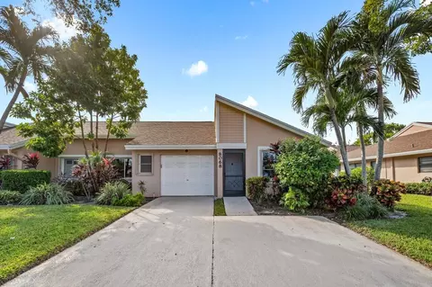 8068 Sweetbriar, Boca Raton, FL 33496