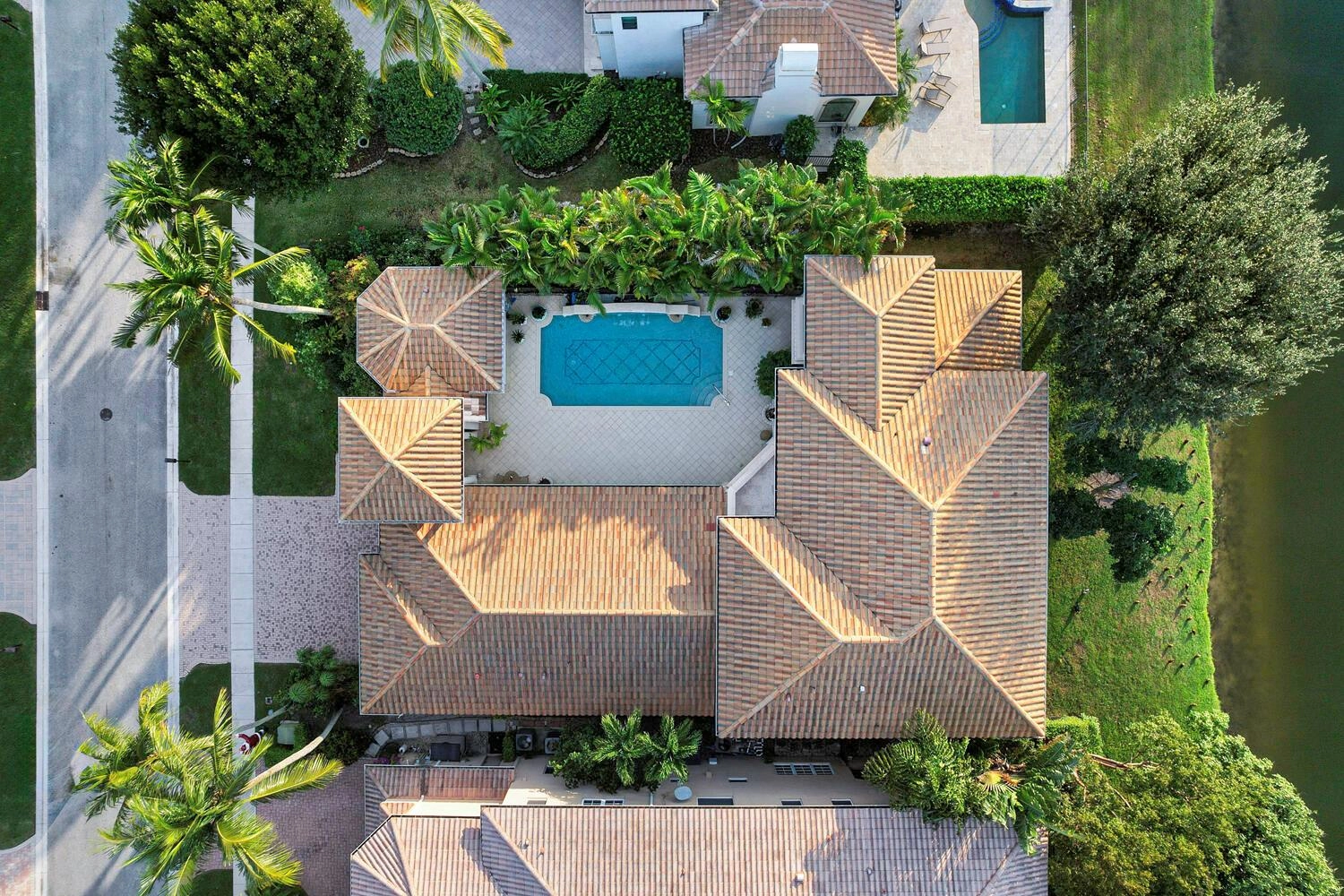 17709 Circle Pond Ct  