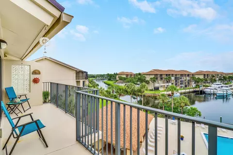 1201 Seafarer Cir #502, Jupiter, FL 33477