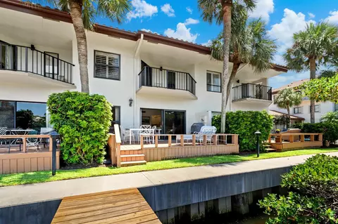 800 Andrews Ave #5, Delray Beach, FL 33483