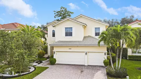 12125 Aviles Cir, Palm Beach Gardens, FL 33418