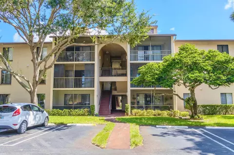 209 Foxtail Dr #H3, Greenacres, FL 33415