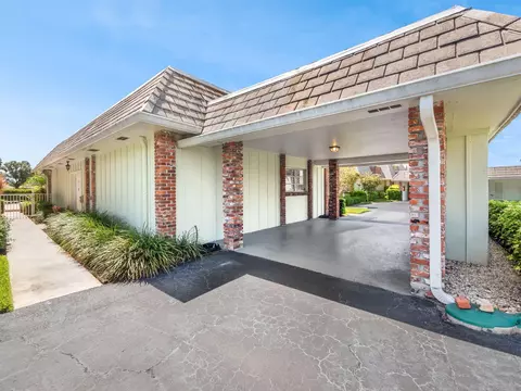 324 Orange Tree Dr #3, Atlantis, FL 33462