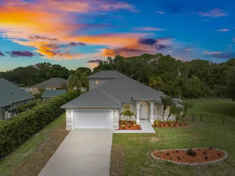 8835 97th Ave, Vero Beach, FL 32967