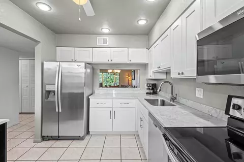 1600 Dover Rd #210-B, Delray Beach, FL 33445