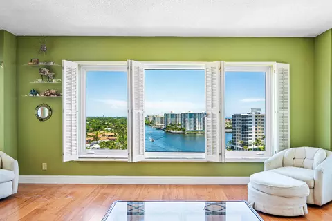 555 SE 6th Ave #11G, Delray Beach, FL 33483