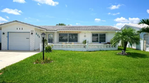 2012 SW 16th Ave, Boynton Beach, FL 33426