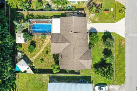 972 SE Preston Ln, Port Saint Lucie, FL 34983