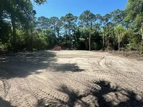9226 108th Ave, Vero Beach, FL 32967