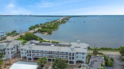 3710 NE Indian River Dr #A302, Jensen Beach, FL 34957