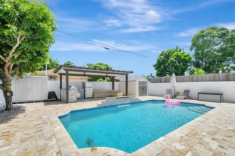 5829 Papaya Rd, West Palm Beach, FL 33413