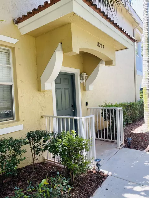 1424 W Wickham Cir #A, Delray Beach, FL 33445