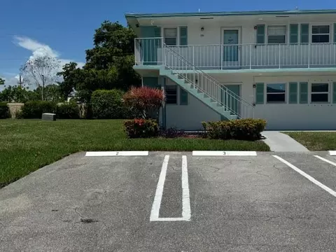 1117 Lake Ter #101, Boynton Beach, FL 33426