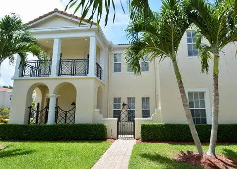 838 NW 83rd Ln, Boca Raton, FL 33487