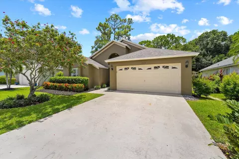 15134 Oak Chase Ct, Wellington, FL 33414