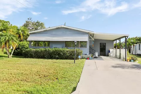 2889 SW Pontiac Pl, Stuart, FL 34997