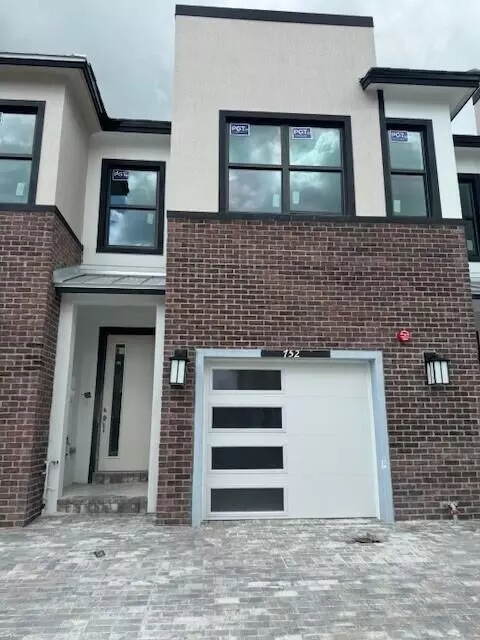 754 NW 82nd, Plantation, FL 33324