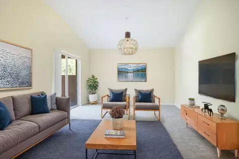 5060 Fairways Cir #F312, Vero Beach, FL 32967