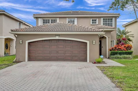 7125 Crescent Creek Way, Coconut Creek, FL 33073