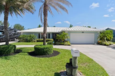 1420 Carambola Rd, Lake Clarke Shores, FL 33406