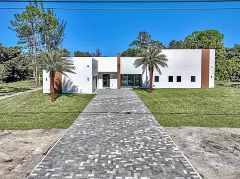 18231 W Sycamore Dr, Loxahatchee, FL 33470
