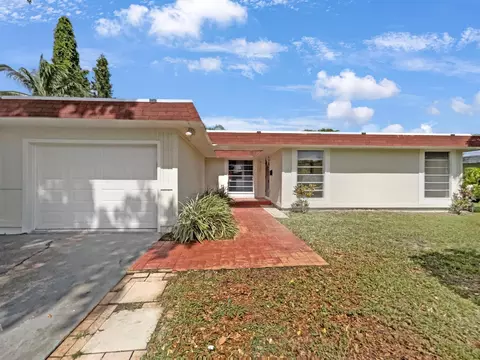 6301 NW 71st Ave, Tamarac, FL 33321