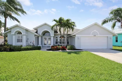 2010 SW Capeador St, Port Saint Lucie, FL 34953