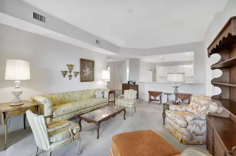 12454 Crystal Pointe Dr #101, Boynton Beach, FL 33437