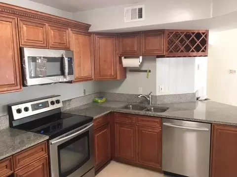 9055 Wiles Rd #105, Coral Springs, FL 33067