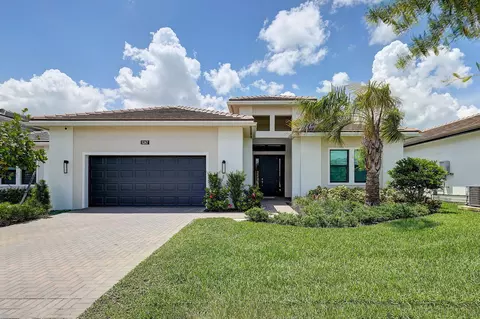 5267 Saint Vincent Ln, The Acreage, FL 33470