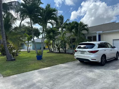 3759 SE Upper St, Stuart, FL 34997