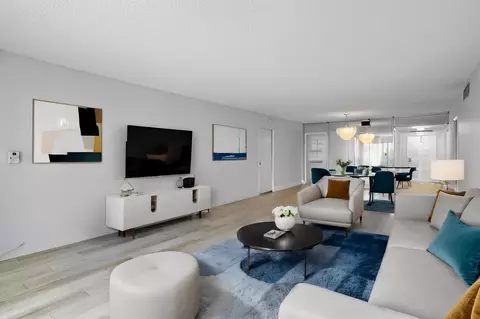 4020 W Palm Aire Dr #402, Pompano Beach, FL 33069