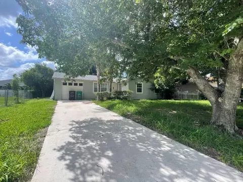 3185 SW Crumpacker St, Port Saint Lucie, FL 34953