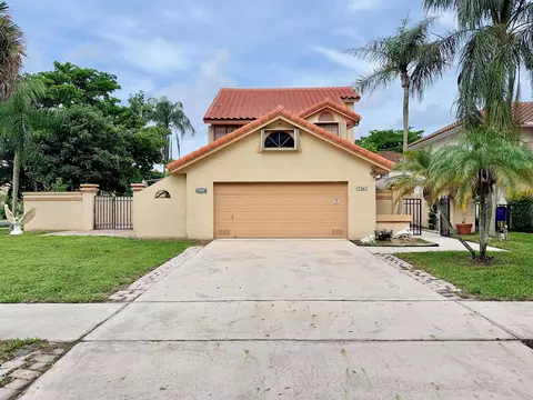 746 NW 38th Ter, Deerfield Beach, FL 33442