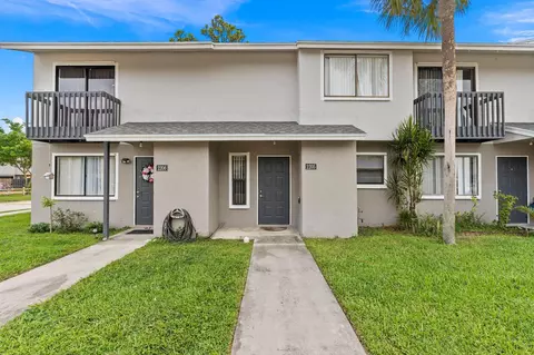 2205 Seaside Dr, Greenacres, FL 33463