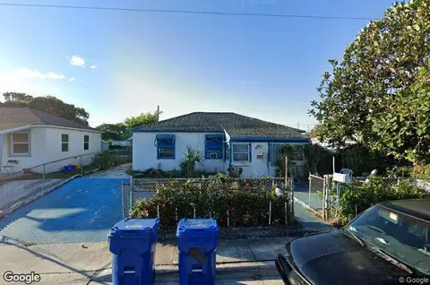 817 W 3rd St, Riviera Beach, FL 33404