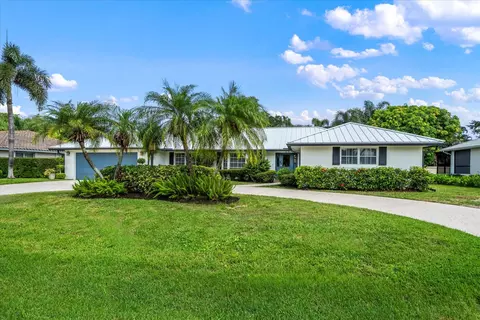 4284 SE Fairway E, Stuart, FL 34997