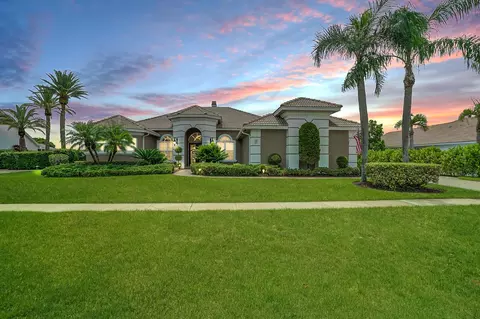 2327 Newbury Dr, Wellington, FL 33414
