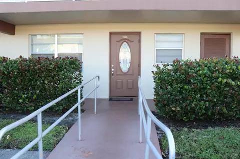 7300 NW 5 Pl #104, Margate, FL 33063