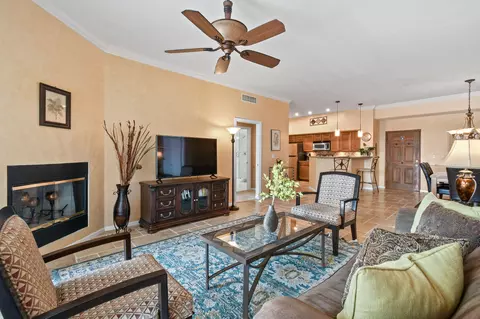 11750 St Andrews Pl #303, Wellington, FL 33414