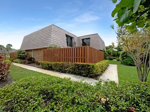 123 Ocean Cove Dr, Jupiter, FL 33477