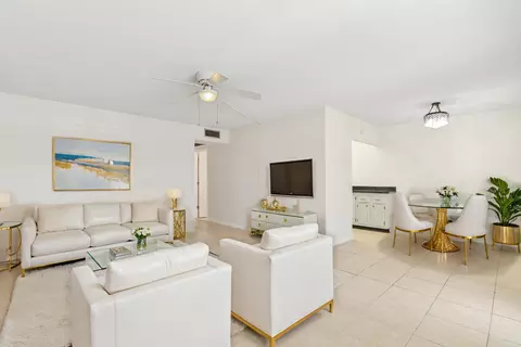 159 Southampton C, West Palm Beach, FL 33417