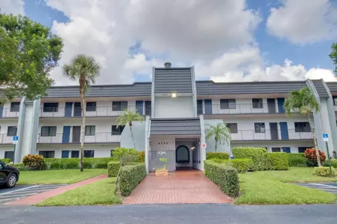 4284 Deste Ct #207, Lake Worth, FL 33467
